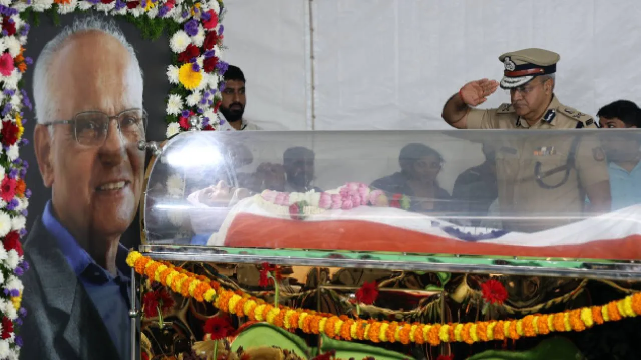 SL Bhyrappa: ಇಂದು ಚಾಮುಂಡಿ ಬೆಟ್ಟದ ತಪ್ಪಲಲ್ಲಿ ಪಂಚಭೂತ ಲೀನವಾಗಲಿರುವ ಎಸ್ಎಲ್ ಭೈರಪ್ಪ