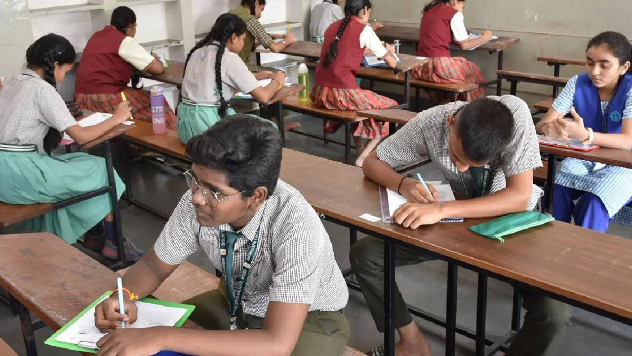 SSLC: ಪ್ರಸಕ್ತ ಸಾಲಿನ ಎಸ್ಸೆಸ್ಸೆಲ್ಸಿ ಪರೀಕ್ಷೆ ಫಲಿತಾಂಶ ನಿರೀಕ್ಷೆಗೂ ಮೀರಿ ಹೊರ ಹೊಮ್ಮುವ ವಿಶ್ವಾಸ: ಬಿಇಒ ಎನ್.ವೆಂಕಟೇಶಪ್ಪ