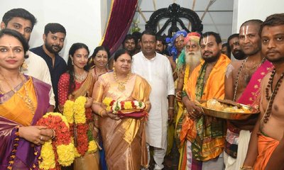 ಚಂದಾಪುರದಲ್ಲಿ ದೇಗುಲ ಕಟ್ಟಿಸಿದ ಜೋಶ್‍ ಚಿತ್ರದ ನಿರ್ಮಾಪಕ