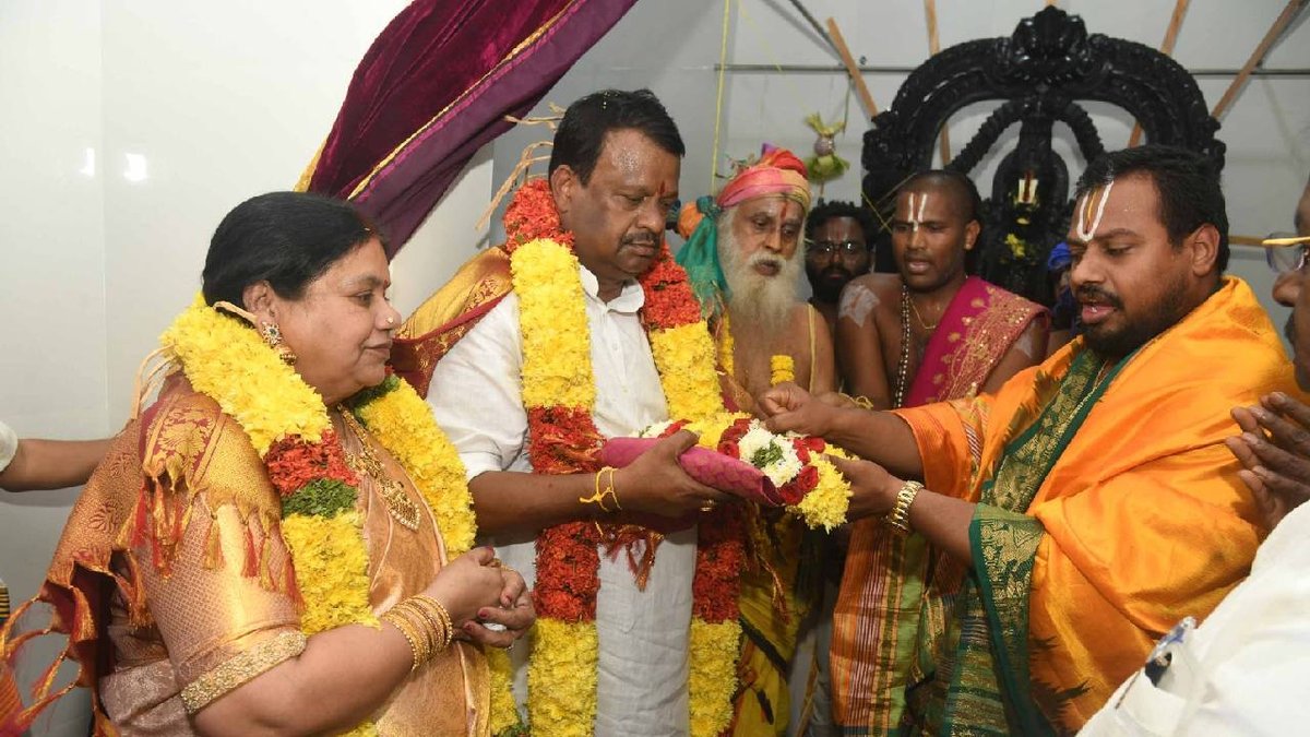 SV Babu 1