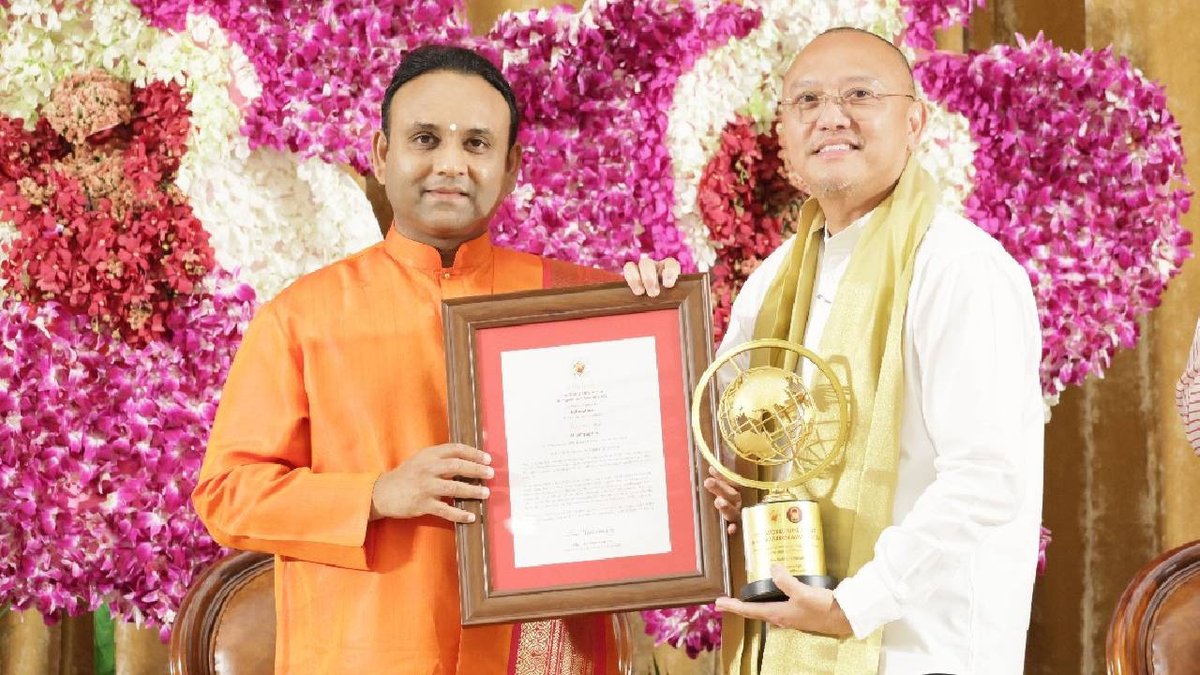 Sadguru Sri Madhusudan Sai 1