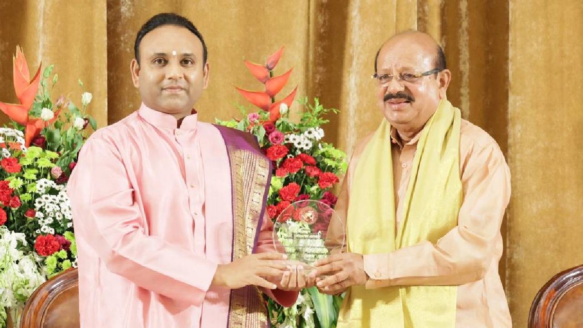 Sadguru Sri Madhusudan Sai 3