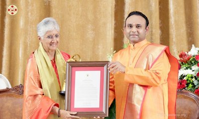 ವಿದ್ಯೆಯು ವಿನಯ, ಉತ್ತಮ ನಡತೆ ಕೊಡಬೇಕು