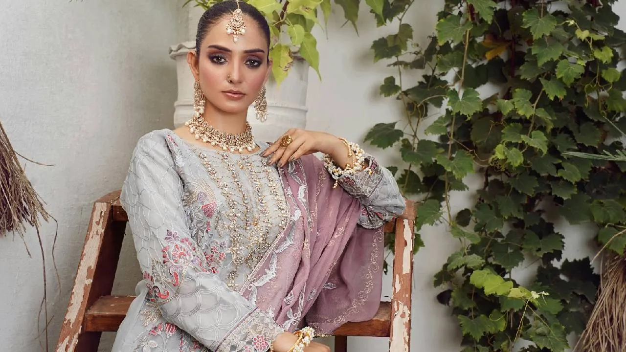 Ramzan Fashion 2026: ರಂಜಾನ್‌ ವೇಳೆ ಟ್ರೆಂಡಿಯಾಗಿರುವ ಸಲ್ವಾರ್ ಸೂಟ್ಸ್ - Image 5