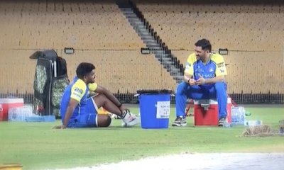 ಎಂಎಸ್‌ ಧೋನಿ ಜೊತೆ ದೀರ್ಘ ಸಮಲೋಚನೆ ನಡೆಸಿದ ಸಂಜು!‌ ವಿಡಿಯೊ