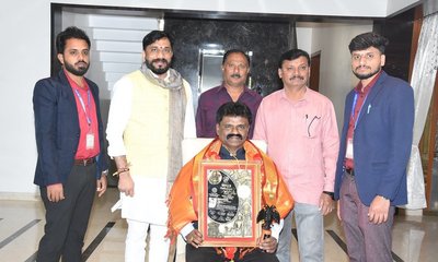 ‘ನಿಸ್ವಾರ್ಥ ಸೇವೆ ಮಾಡಿದರೆ ಕೀರ್ತಿ, ಪ್ರಶಸ್ತಿ ಹುಡುಕಿ ಬರುತ್ತವೆ’