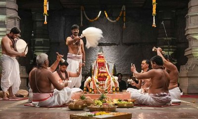 ಸದ್ಗುರು ಸನ್ನಿಧಿಯಲ್ಲಿ ನೆರವೇರಿದ ‘ಸಪ್ತಋಷಿ ಆವಾಹನಂ’ ಪ್ರಕ್ರಿಯೆ