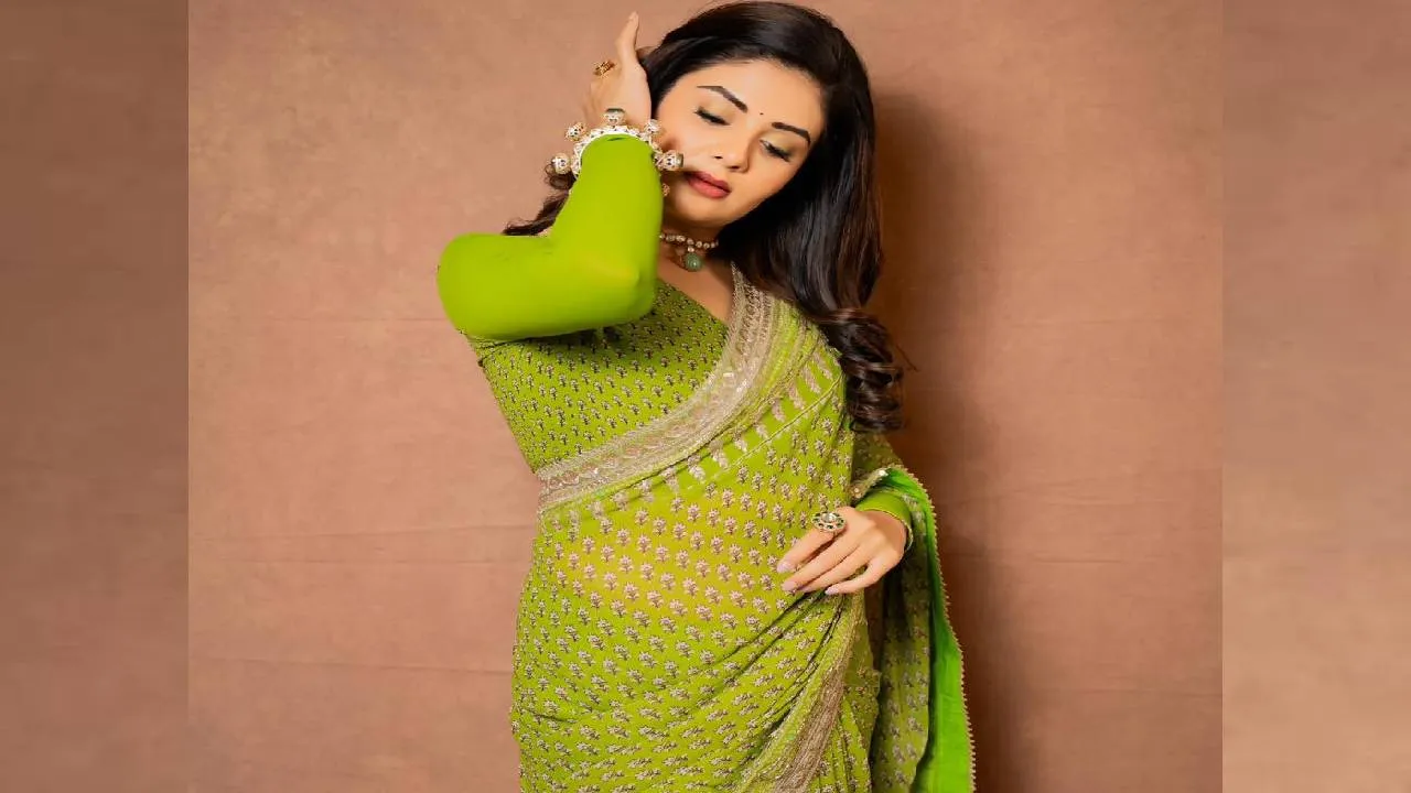 Saree Fashion 2026: ವೈಬ್ರೆಂಟ್‌ ಕಲರ್‌ಗಳಲ್ಲೂ ಬಂತು ಜಾರ್ಜೆಟ್‌ ಸೀರೆಗಳು - Image 5