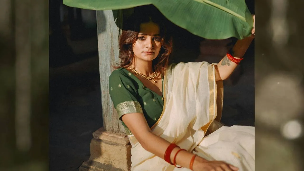 Saree Trend 2025: ಓಣಂ ಫೆಸ್ಟೀವ್ ಸೀಸನ್‌ನಲ್ಲಿ ಚಾಲ್ತಿಗೆ ಬಂದ ಕಸವು ಸೀರೆ - Image 5