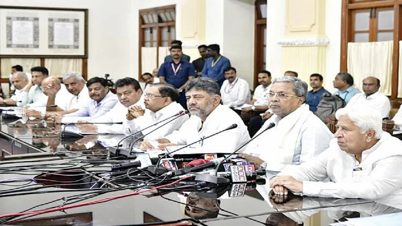 ಪುನಾರಚನೆ ಭೀತಿ: ಸಚಿವರಲ್ಲಿ ಹೆಚ್ಚಿದ ಕುರ್ಚಿ ಪ್ರೀತಿ