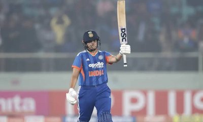 ಸ್ಮೃತಿ ಮಂಧಾನ ದಾಖಲೆ ಮುರಿದ ಶಫಾಲಿ ವರ್ಮ