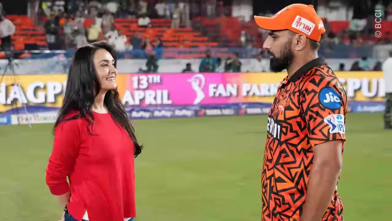 CSK vs SRH: ಐಪಿಎಲ್‌ ಟೂರ್ನಿಯಲ್ಲಿ ಅಪರೂಪದ ದಾಖಲೆ ಬರೆದ ಮೊಹಮ್ಮದ್‌ ಶಮಿ! - Image 2