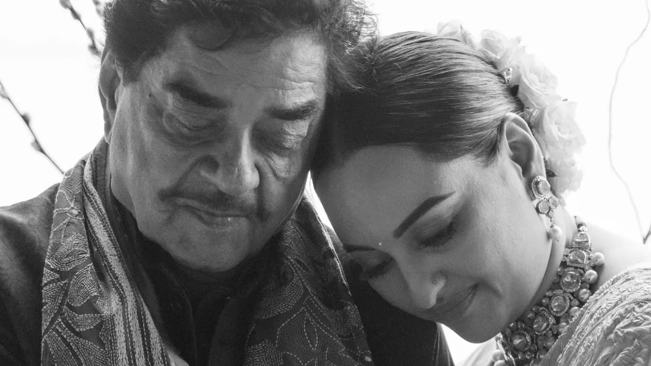 Father’s Day 2025: ಫಾದರ್ಸ್ ಡೇಗೆ ತಂದೆ ಜೊತೆಗಿನ ವಿಶೇಷ ಪೊಟೋ ಶೇರ್ ಮಾಡಿದ ಸೆಲೆಬ್ರಿಟಿಗಳು - Image 3