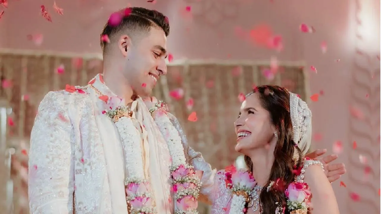 Shazahn Padamsee: ಬಹುಕಾಲದ ಗೆಳೆಯನ ಜೊತೆ ಸಪ್ತಪದಿ ತುಳಿದ ಬಾಲಿವುಡ್‌ನ ಖ್ಯಾತ ನಟಿ - Image 1