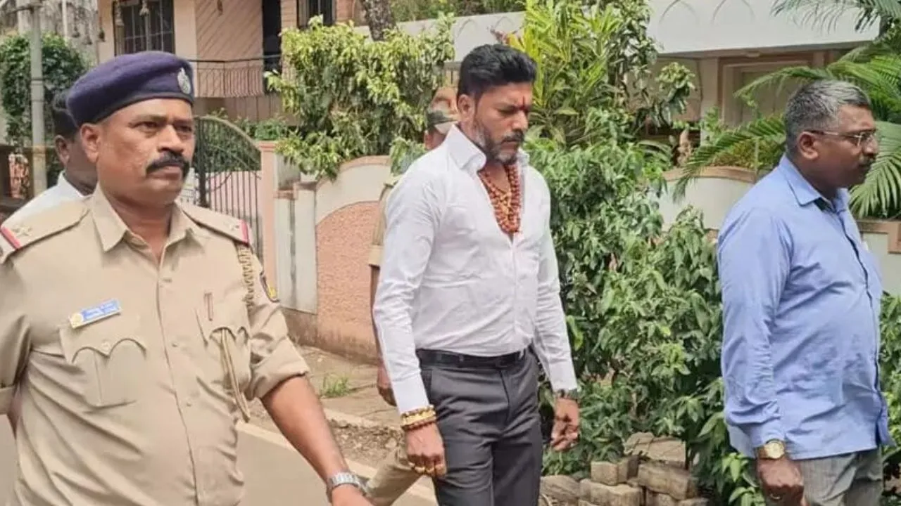 Shivam Associates Scam: ಬಹುಕೋಟಿ ವಂಚನೆ ಆರೋಪ; ಶಿವಾನಂದ ನೀಲಣ್ಣವರ್‌ ವಿರುದ್ಧ ಕಾಗವಾಡದಲ್ಲಿ ಕೇಸ್‌ ದಾಖಲು