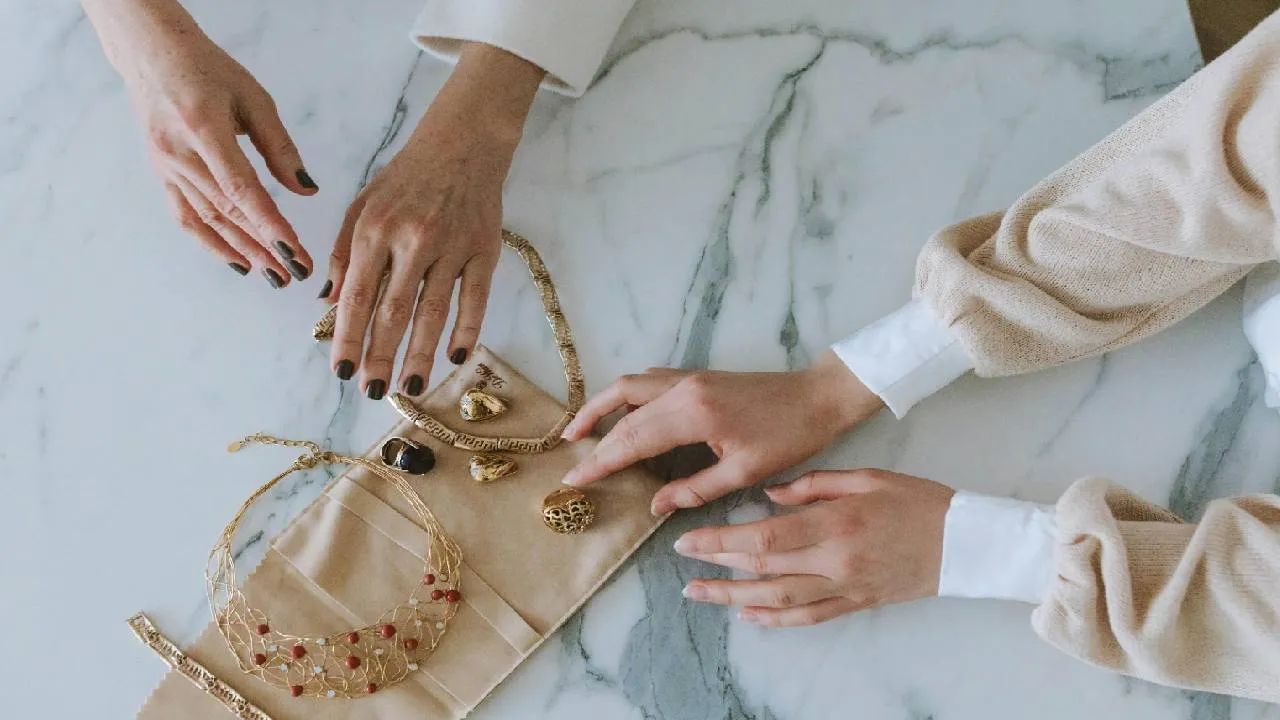 ಅಕ್ಷಯ ತೃತೀಯ ಶಾಪಿಂಗ್‌ಗೂ ಮುನ್ನ ಗಮನದಲ್ಲಿಟ್ಟುಕೊಳ್ಳಬೇಕಾದ ಸಂಗತಿಗಳಿವು - Image 5