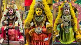 ಫೆಸ್ಟೀವ್‌ ಸೀಸನ್‌ನಲ್ಲಿ ಟ್ರೆಂಡಿಯಾದ ರೆಡಿಮೇಡ್‌ ವರಮಹಾಲಕ್ಷ್ಮೀಯರು