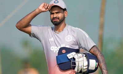 ಕೊಹ್ಲಿ, ಧವನ್ ಪ್ರಮುಖ ದಾಖಲೆ ಹಿಂದಿಕ್ಕುವ ಸನಿಹ ಅಯ್ಯರ್