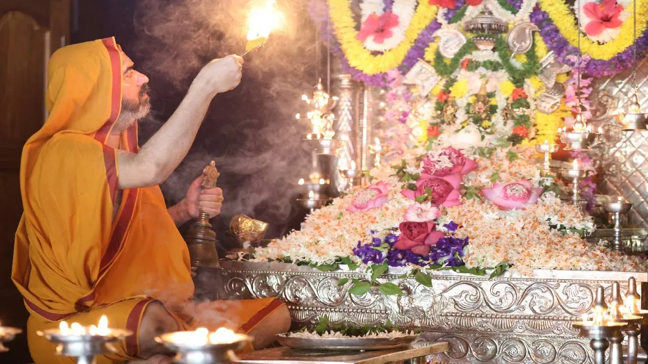 Shri Raghaveshwara Bharathi Swamiji