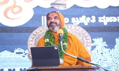 ನದಿ ನೀರನ್ನು ತಡೆಯುವುದು ಅನರ್ಥಕ್ಕೆ ಕಾರಣ: ರಾಘವೇಶ್ವರ ಭಾರತೀ ಶ್ರೀ