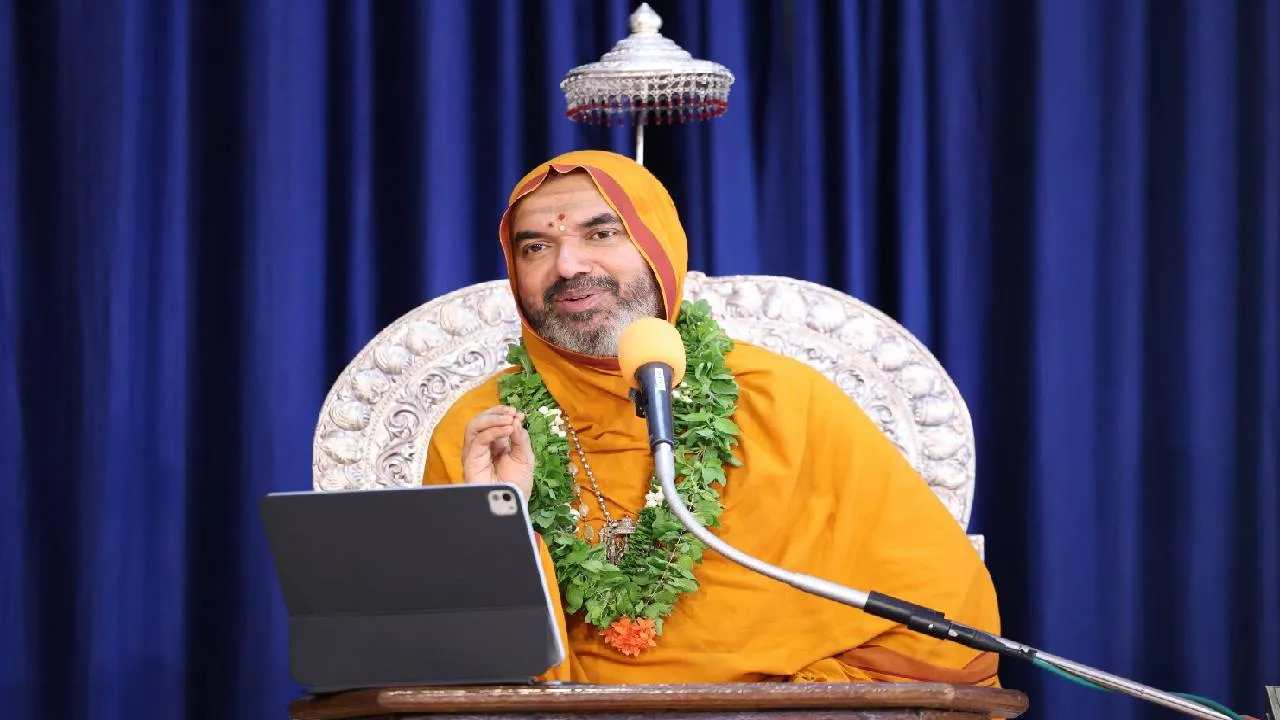 ಯೋಗಿಯ ಸಮಾಧಿಸ್ಥಿತಿಯಲ್ಲಿ ಉಸಿರಾಟವಿಲ್ಲದೆಯೂ ಬದುಕಿರಬಹುದು: ರಾಘವೇಶ್ವರ ಭಾರತೀ ಶ್ರೀ