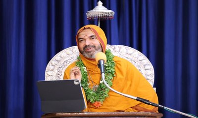ಊಟವಿಲ್ಲದೆ ಬದುಕಬಹುದು, ಉಸಿರಿಲ್ಲದೆ ಸಾಧ್ಯವಿಲ್ಲ: ರಾಘವೇಶ್ವರ ಭಾರತೀ ಶ್ರೀ