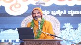 ಗೋವಿನ ಉತ್ಪನ್ನಗಳು ಹಿಂಸೆಯ ವ್ಯಾಪ್ತಿಗೆ ಬರುವುದಿಲ್ಲ: ರಾಘವೇಶ್ವರ ಶ್ರೀ