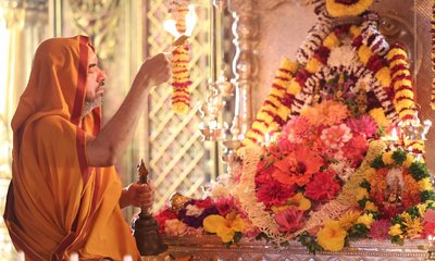 ಜಗತ್ತಿನಲ್ಲಿ ಸಹನೆಗಿಂತ ದೊಡ್ಡ ಅಸ್ತ್ರ ಇಲ್ಲ: ರಾಘವೇಶ್ವರ ಶ್ರೀ
