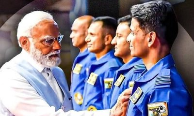 ಬಾಹ್ಯಾಕಾಶದಿಂದ ಹಿಂದಿರುಗಿದ ಗಗನಯಾತ್ರಿಗಳನ್ನು ಸ್ವಾಗತಿಸಿದ ಮೋದಿ