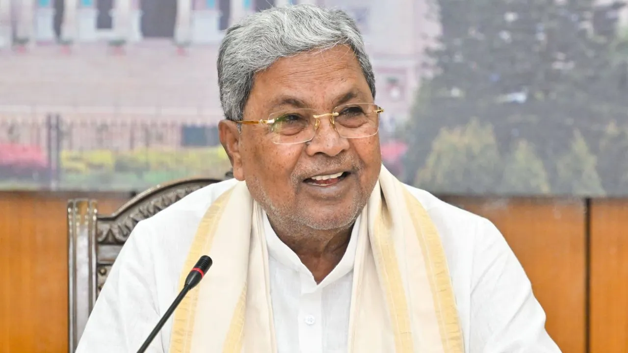 CM Siddaramaiah's Delhi visit: ಇಂದು ಸಂಜೆ ದೆಹಲಿಗೆ ಸಿಎಂ ಸಿದ್ದರಾಮಯ್ಯ ಪ್ರಯಾಣ; ಹೈಕಮಾಂಡ್‌ ಬುಲಾವ್ ಬಗ್ಗೆ ಹೇಳಿದ್ದೇನು?