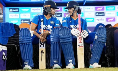 ಜತೆಯಾಟದಲ್ಲಿ ಟಿ20 ವಿಶ್ವ ದಾಖಲೆ ಮುರಿದ ಮಂಧನಾ, ಶಫಾಲಿ