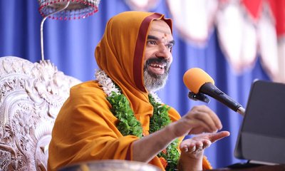 ಬದಲಾವಣೆ ನಮ್ಮ ಮನೆಯಿಂದಲೇ ಆರಂಭವಾಗಲಿ: ರಾಘವೇಶ್ವರ ಶ್ರೀ
