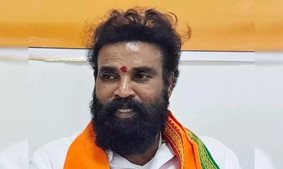 ಬಳ್ಳಾರಿ ಸಂಸದ, 4 ಶಾಸಕರ ರಾಜೀನಾಮೆಗೆ ಬಿ.ಶ್ರೀರಾಮುಲು ಆಗ್ರಹ