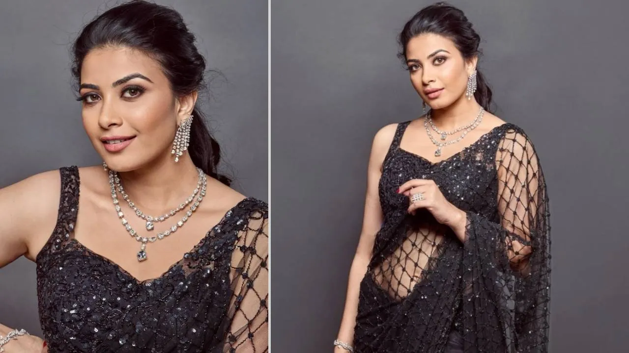 Star Saree Fashion 1