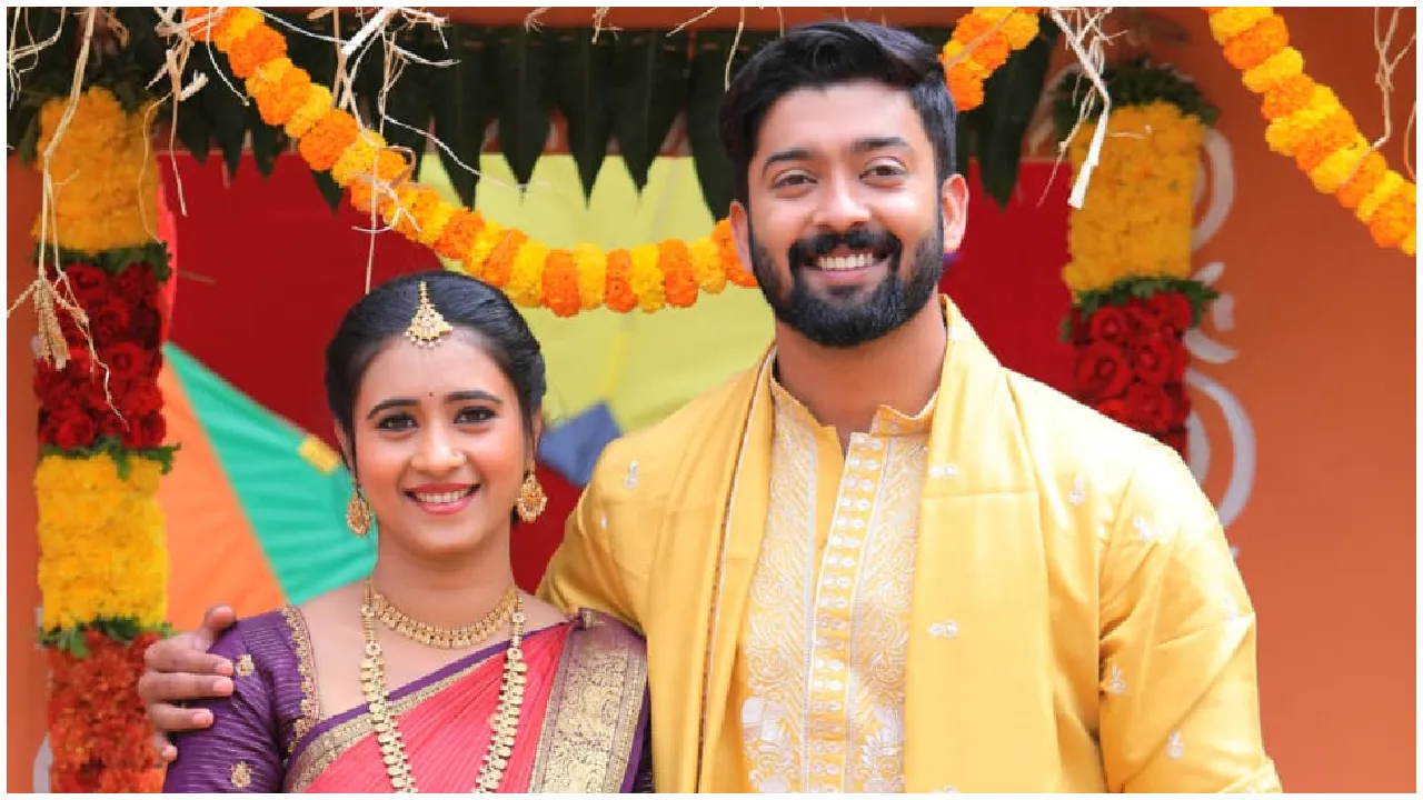 Photos: 'ಸುವರ್ಣ ಸಂಕ್ರಾಂತಿ' ಸಂಭ್ರಮದಲ್ಲಿ ಸ್ಟಾರ್‌ ಸುವರ್ಣ ತಾರೆಯರ ಸಮಾಗಮ; ಯಾರೆಲ್ಲಾ ಇದ್ದಾರೆ ನೋಡಿ - Image 1