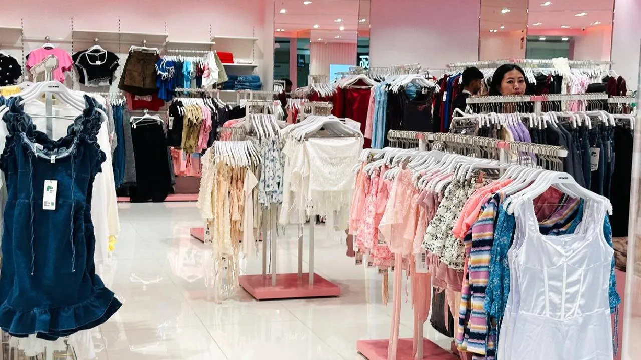 Summer Season End Sale: ಸೀಸನ್‌ಗೂ ಮುನ್ನವೇ ಆರಂಭವಾಯ್ತು ಸಮ್ಮರ್‌ ಎಂಡ್‌ ಸೇಲ್‌ - Image 1