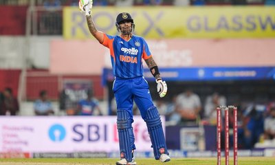 ಸ್ಪೋಟಕ ಅರ್ಧಶತಕದ ಮೂಲಕ ವಿಶೇಷ ದಾಖಲೆ ಬರೆದ ಸೂರ್ಯಕುಮಾರ್‌!