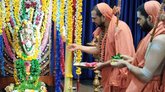 ದೇಶ ಕಾಯುವ ಯೋಧರ ಹೆಸರಲ್ಲಿ ಲಕ್ಷ ತುಳಸಿಯ ಅರ್ಚನೆ