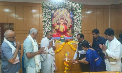 ವೇದಾಂತದಲ್ಲಿ ಕನ್ನಡ ನಾಡಿನ ಹಿರಿಮೆ ಎತ್ತಿಹಿಡಿದ ಶ್ರೀಮಧ್ವಾಚಾರ್ಯರು