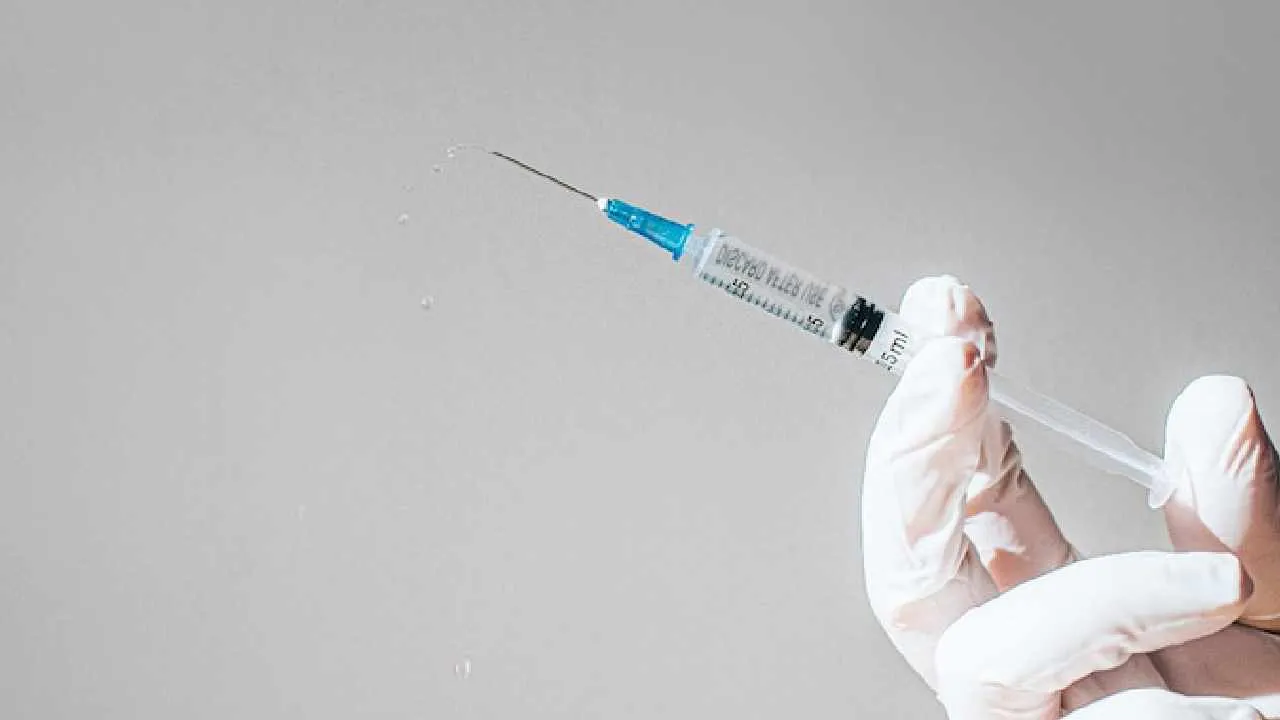 UP Dowry Case: ವರದಕ್ಷಿಣೆ ಕಿರುಕುಳ- ಸೊಸೆಗೆ ಎಚ್‌ಐವಿ ಇಂಜೆಕ್ಷನ್‌ ಚುಚ್ಚಿದ ನೀಚ  ಅತ್ತೆ-ಮಾವ!