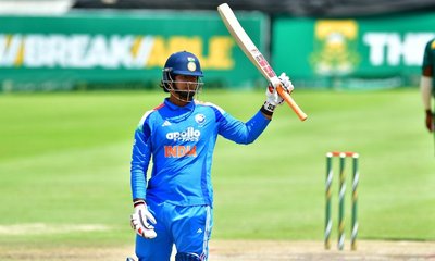 63 ಎಸೆತಗಳಲ್ಲಿ ಶತಕ ಸಿಡಿಸಿದ 14ರ ವಯಸ್ಸಿನ ವೈಭವ್‌ ಸೂರ್ಯವಂಶಿ!