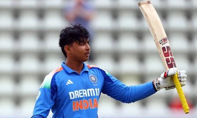 U19 ಏಷ್ಯಾ ಕಪ್‌ನಲ್ಲಿ ದಾಖಲೆಯ ಶತಕ ಬಾರಿಸಿದ ವೈಭವ್ ಸೂರ್ಯವಂಶಿ