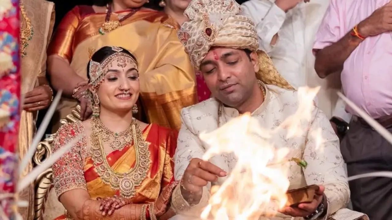 Vaishnavi Gowda: ಮದುವೆ ಸಂಭ್ರಮದ ಸುಂದರ ಕ್ಷಣ ಹಂಚಿಕೊಂಡ ವೈಷ್ಣವಿ ಗೌಡ: ಇಲ್ಲಿದೆ ಫೋಟೋಸ್ - Image 3