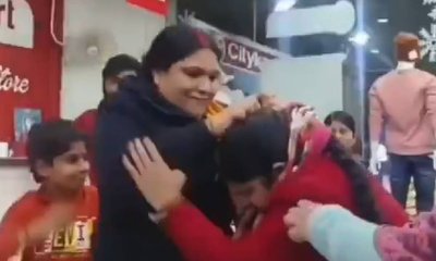 ಶಾಪಿಂಗ್ ಮಾಲ್ ನಲ್ಲಿ ಪ್ರೇಯಸಿಯ ಜೊತೆ ಸಿಕ್ಕಿಬಿದ್ದ ಪತಿ!