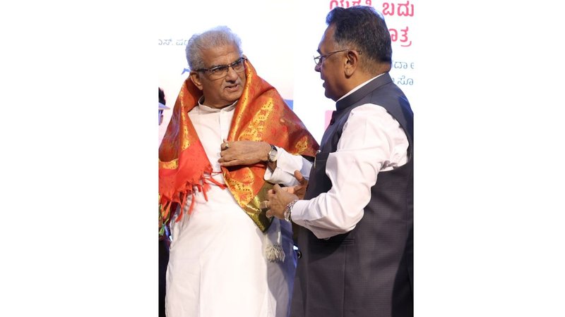 Veerendra Heggade (4)