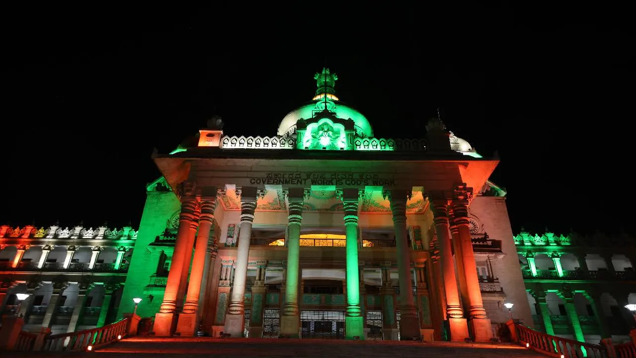Vidhana Soudha lighting (4)