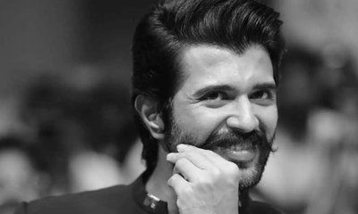 ಸಿನಿ ಜರ್ನಿಗೆ 10 ವರ್ಷ; ಭಾವುಕ ಪೋಸ್ಟ್‌ ಹಂಚಿಕೊಂಡ ವಿಜಯ್‌ ದೇವರಕೊಂಡ