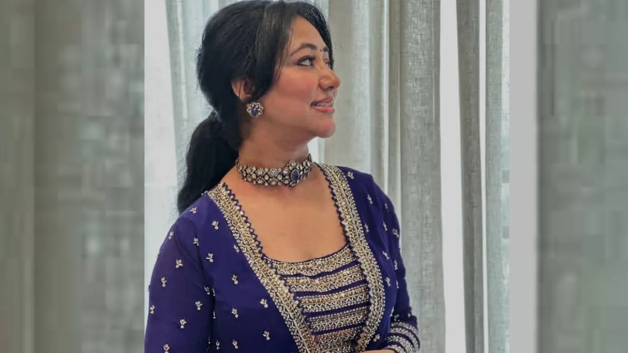 Vijayalakshmi Darshan: ನೀಲಿ ಬಣ್ಣದ ಡ್ರೆಸ್‌ನಲ್ಲಿ ಮಿಂಚಿದ ವಿಜಯಲಕ್ಷ್ಮೀ ದರ್ಶನ್‌; ಪುತ್ರ ವಿನೀಶ್‌ ಜತೆಗಿನ ಫೋಟೋಗಳು ವೈರಲ್‌ - Image 1