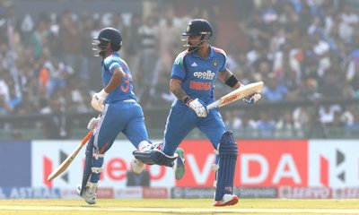 ಸಚಿನ್‌-ಕಾರ್ತಿಕ್‌ ದಾಖಲೆ ಮುರಿದ ಕೊಹ್ಲಿ-ಗಾಯಕ್ವಾಡ್‌ ಜೋಡಿ!