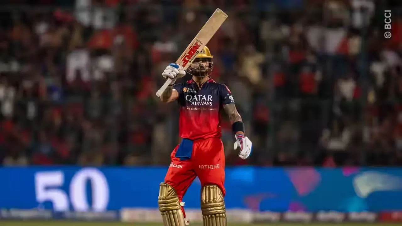 ʻಎಂ ಚಿನ್ನಸ್ವಾಮಿ ಕ್ರೀಡಾಂಗಣದಲ್ಲಿ 3500 ರನ್‌ʼ-ಇತಿಹಾಸ ಬರೆದ ವಿರಾಟ್‌ ಕೊಹ್ಲಿ! - Image 4